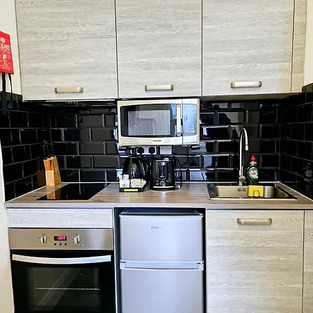London Stay Apartments-3